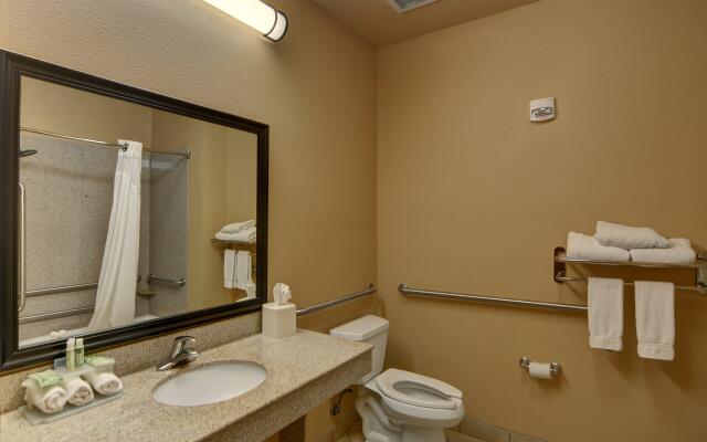 Holiday Inn Express & Suites Altus by IHG