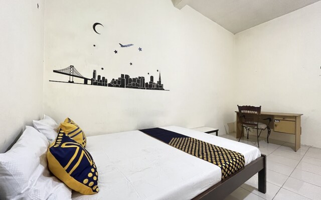 OYO Life 93398 Sudimoro Guest House Syariah