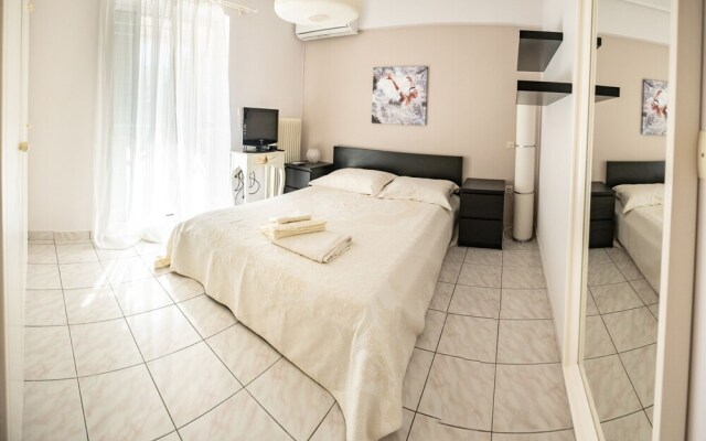 Apartment in Vyronas 3 Double Bedrooms