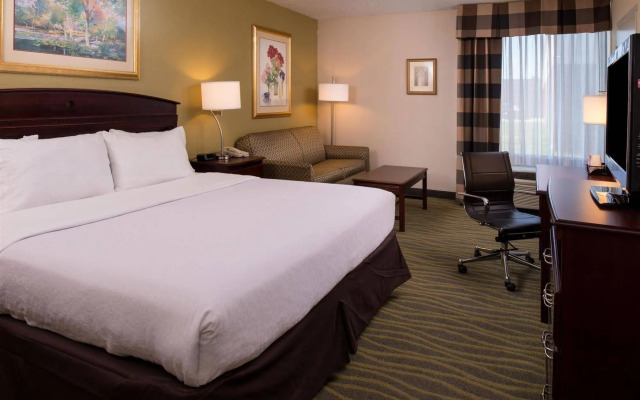 Rochester Airport Plaza Hotel