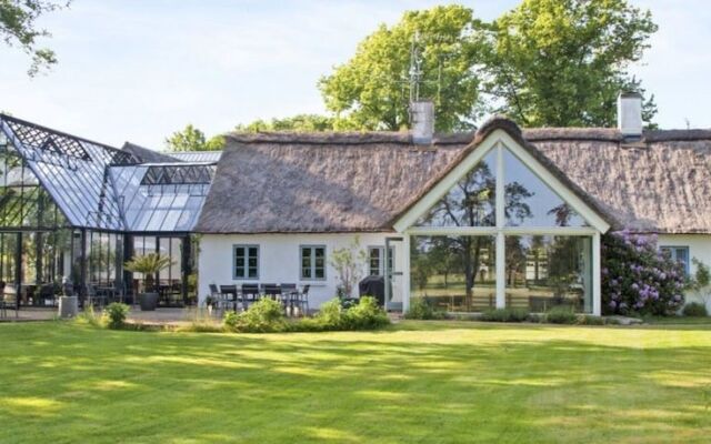 Østergård Kulter Bed & Breakfast