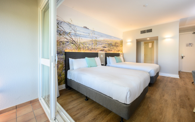 Novotel Sunshine Coast Resort – Guest Rooms – Twin Waters