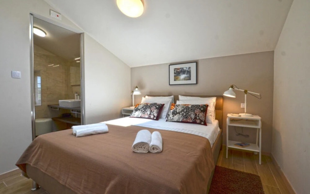 Juraga Apartment in Bale