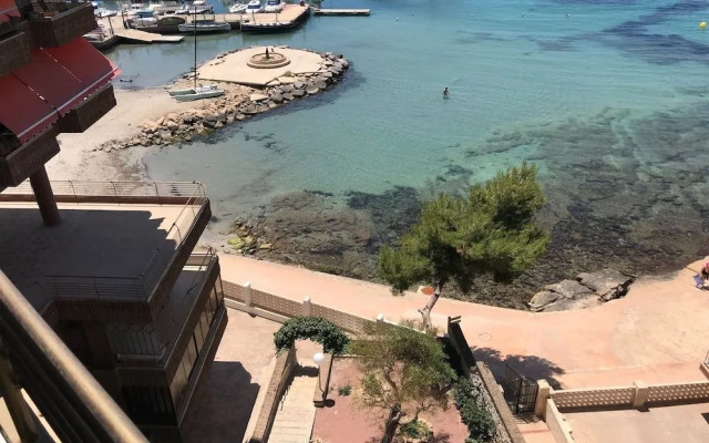 First Line Beach Apartment Alicante