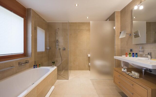 Chalet Shalimar