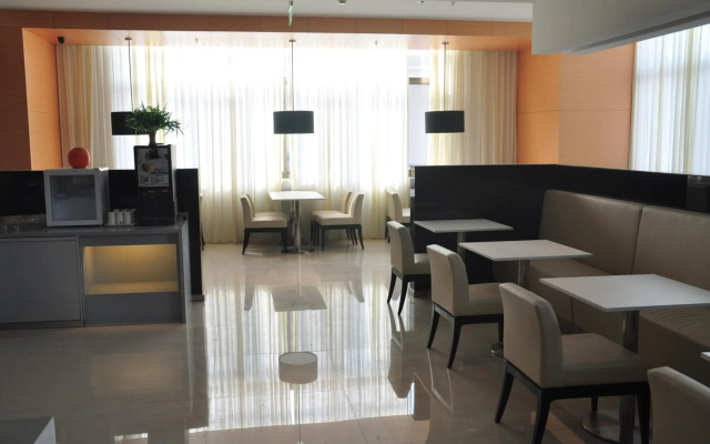 Jinjiang Inn Xiaoshan International Airport