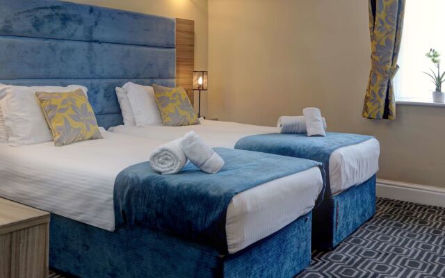 Stonecross Manor Hotel