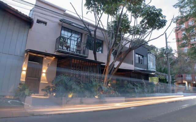 Hotel La Casona Laureles Medellin
