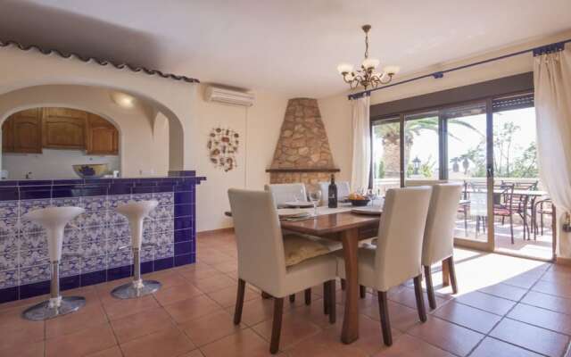 Villa in Calpe - 104848 by MO Rentals