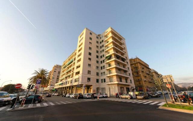 ALTIDO Splendid Apartment for 8 with Beautiful SeaView