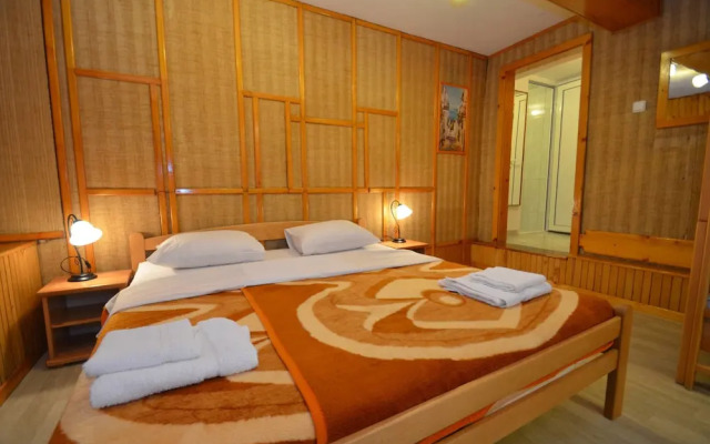 Apartments Corovic