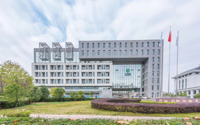 Mediterranean Hot Spring Resort Guiyang