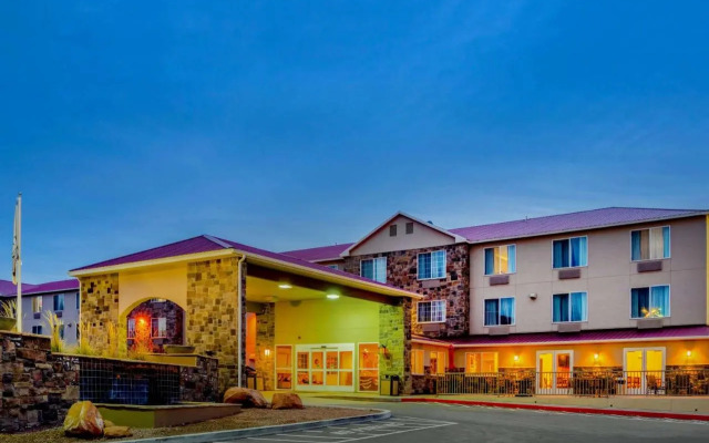 La Quinta Inn #826