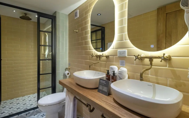 Camelia by Masaya Collection