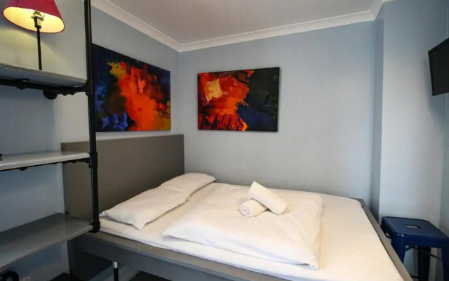 Astor Hyde Park Hostel - Adults Only