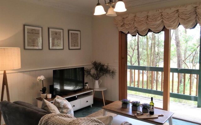 Cockatoo Cottages