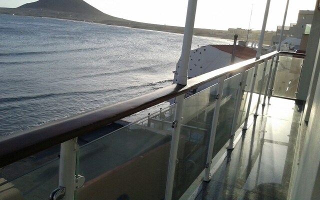 Edificio Playa Chica
