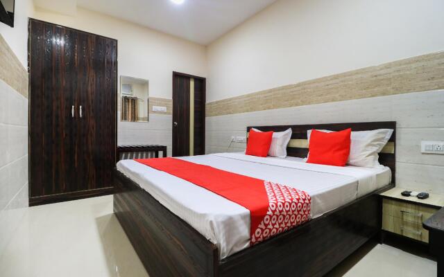 OYO 49095 Hotel K Fort
