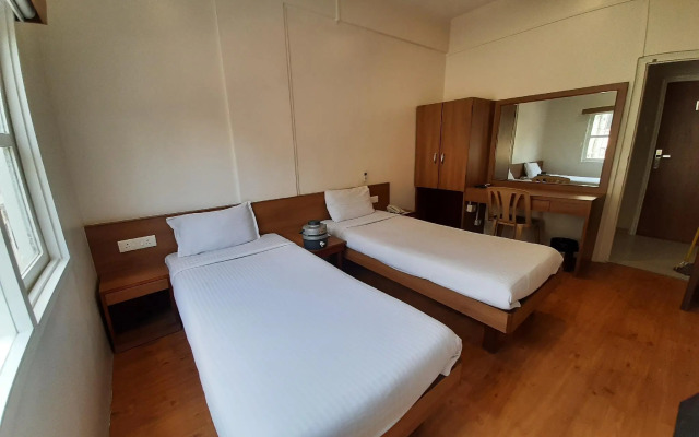 Hotel Bhooshan Sivajinagar