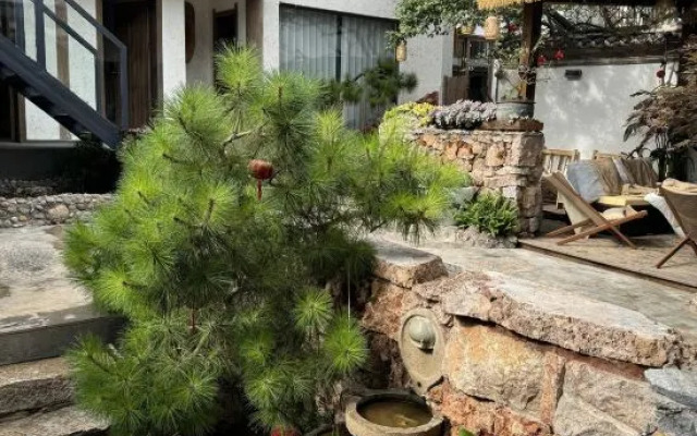 Lijiang Zifayu Designer Boutique Inn