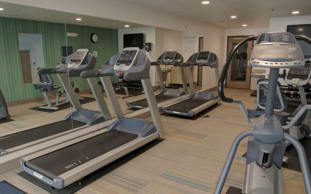 Holiday Inn Express & Suites Interstate 90 by IHG