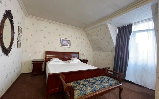 Topaz Boutique Hotel