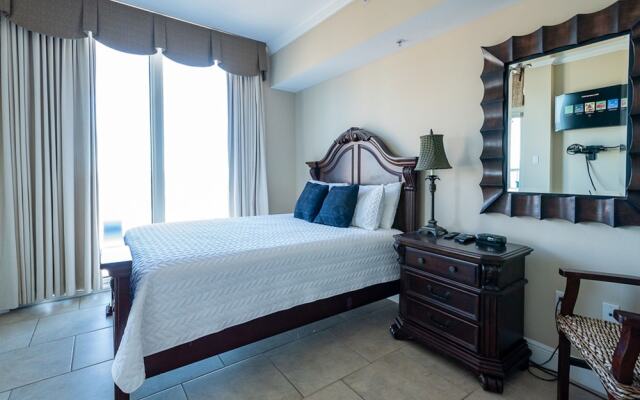 Spacious Condo at 3 Portofino