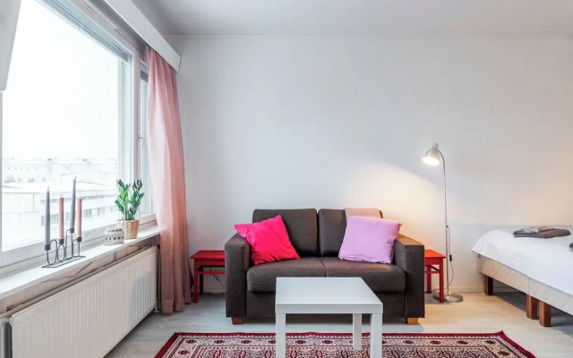 Nice Studio with Balcony in the Center
