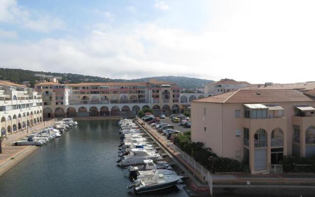 Appartement Sète, 2 Pièces, 6 Personnes - Fr-1-338-357