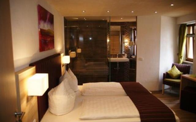 Strubel-Roos Landhotel & Weingut