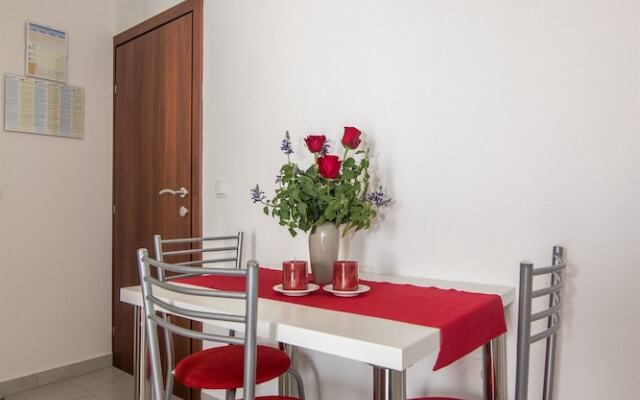Apartments and Room Maestral