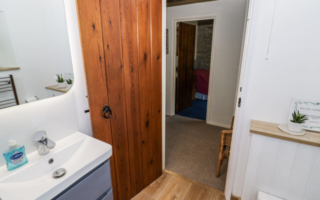 Dairy Cottage