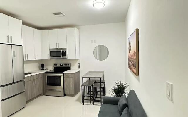 Alloggio Design District Fully Equipped