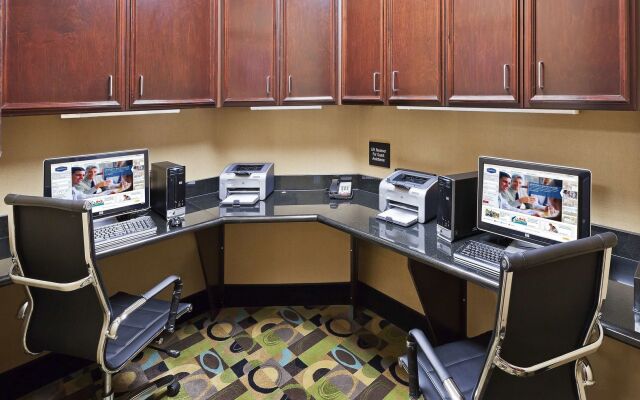 Hampton Inn and Suites Dumas