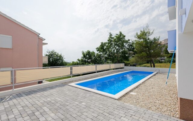 S2-spacious Studio With the sea View & use of Pool