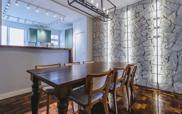 Apto bem Equipado c Wifi Lareira e boa Localiza o