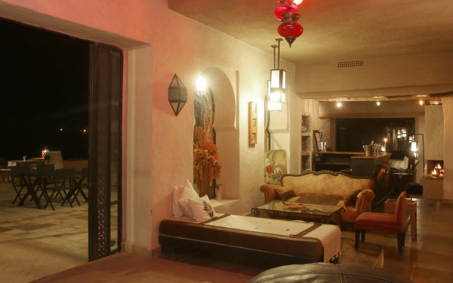 Shems Moon Lodge & Spa