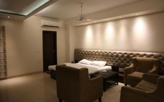 Hotel Aroma Inn