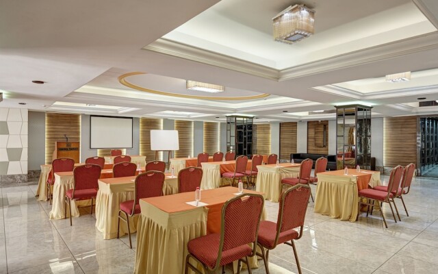 Cama Hotel
