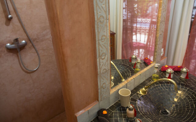 Riad El Zohar