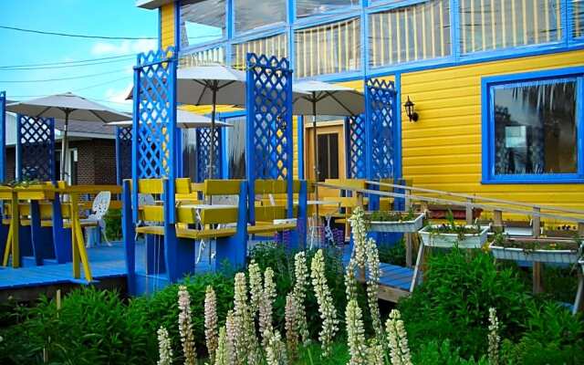 Gîte des Hauteurs et Café de la place