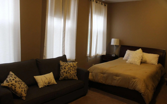 Wellington Street Inn