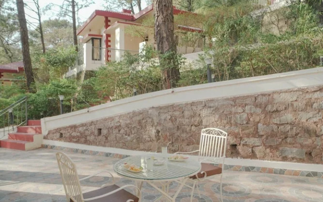 Tapovan Resorts