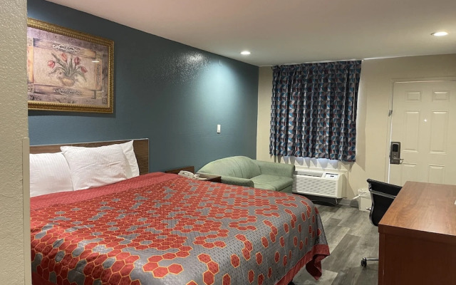 Deluxe Inn