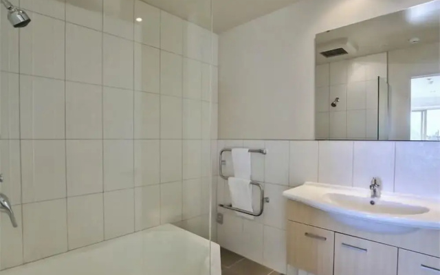 Rocky Mountain Apartment - 111-112