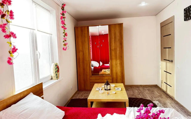 Апартаменты в мкр. Светлый 11