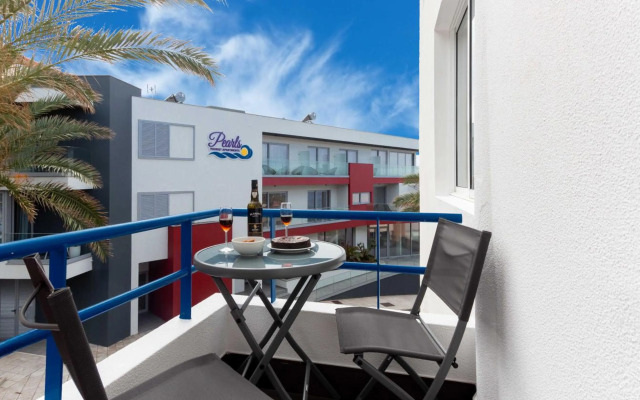 The Jolie Apartments - by the Ocean