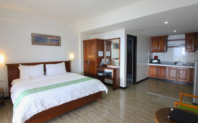 Manarra Seaview Resort