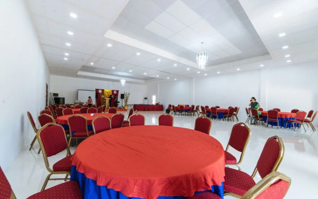 RedDoorz Plus near Puerto Princesa City Hall