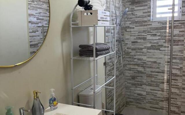 Brebella New 2 Bedroom Apartment